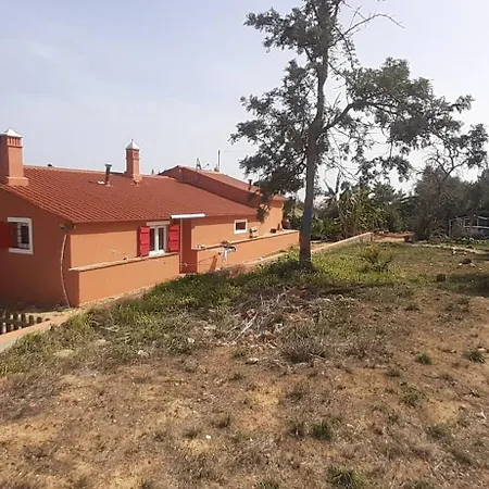Casa Da Oliveira - 2 Bedrooms In בית הארחה 3*