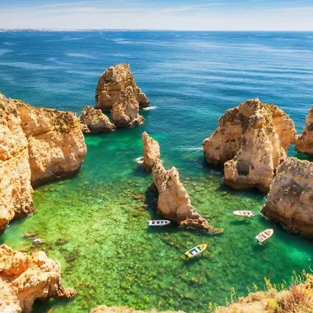 Casa Da Oliveira - 2 Bedrooms In Konukevi