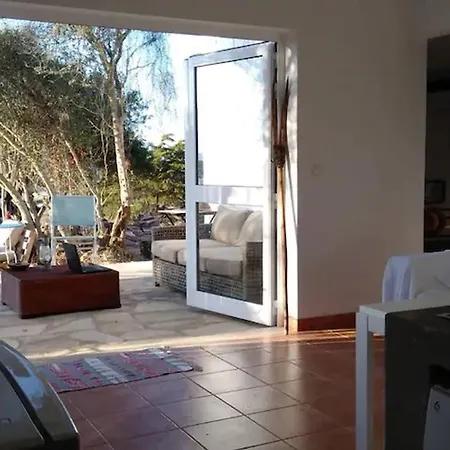 2 Bedrooms House In Holiday home Lagos